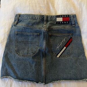 Vintage Tommy Hilfiger Women's Blue Denim Mini Skirt